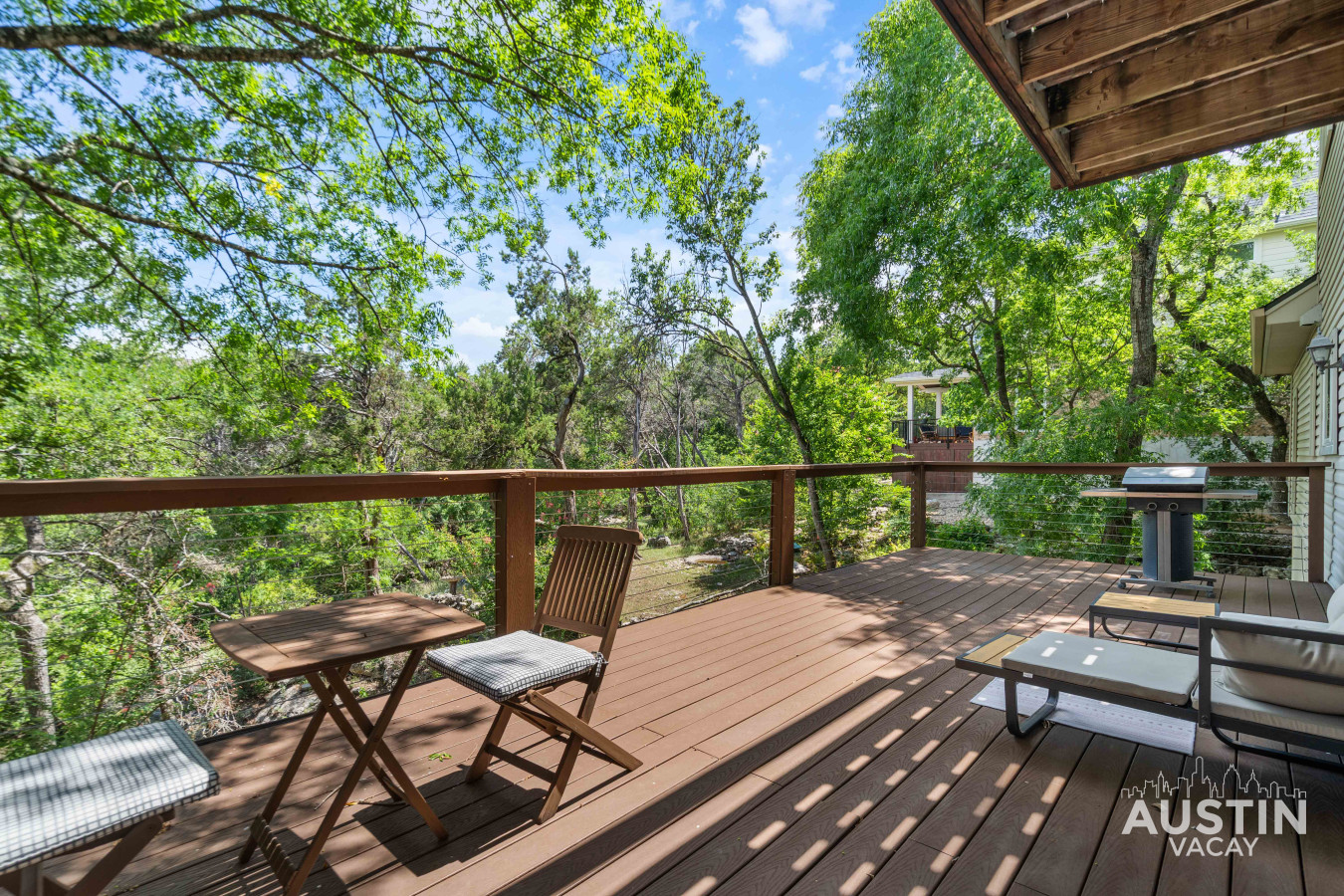 Pet-Friendly w/ Dual Balconies Near Tech Corridor — real-estate in 78759, Austin