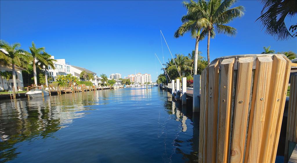 Btsvv's Allure 4 bed Waterfront 4 mins to beach in Fort Lauderdale, Broward County