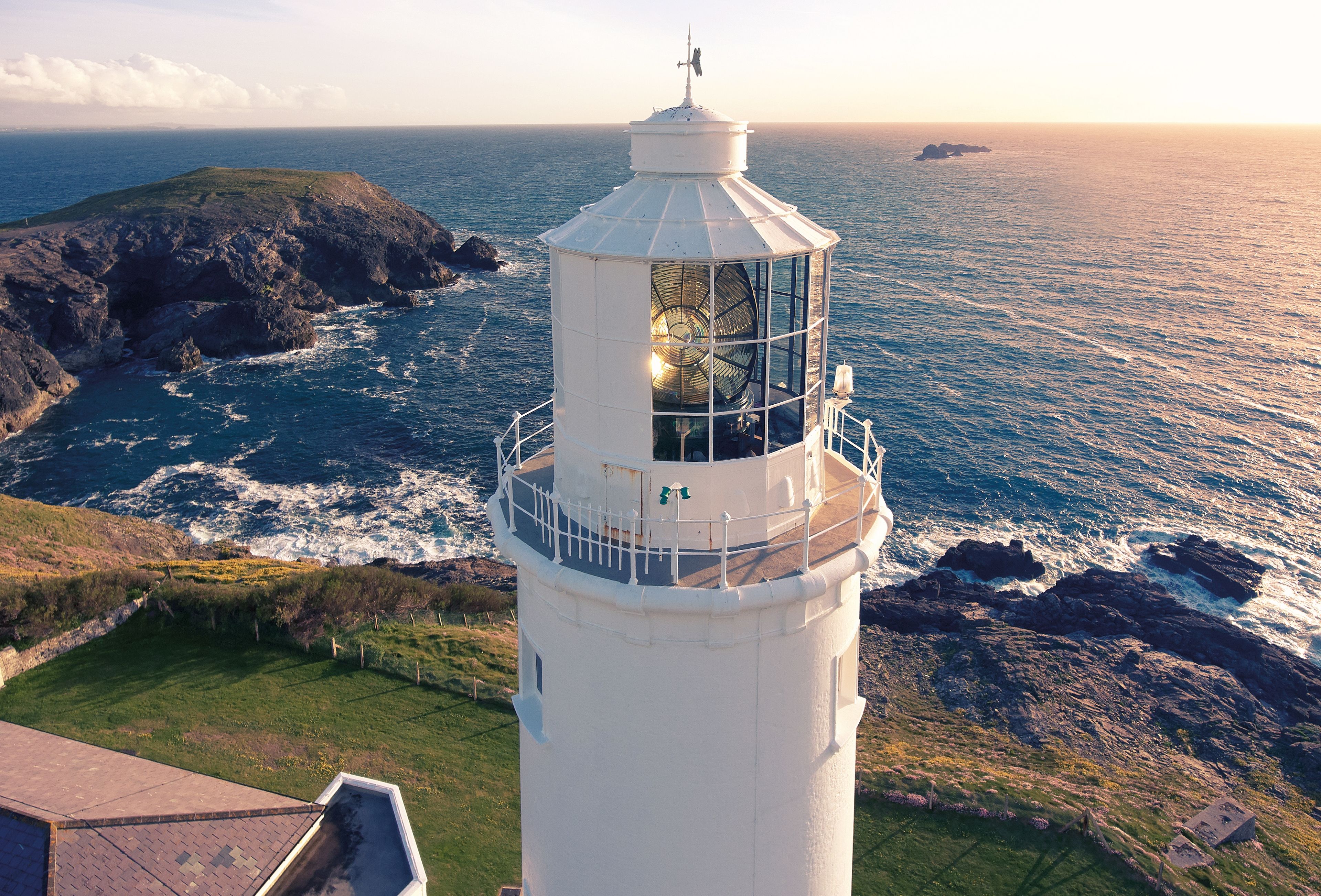 Brook Cottage (Cornwall) Houses for Rent in Trevose Head Lighthouse