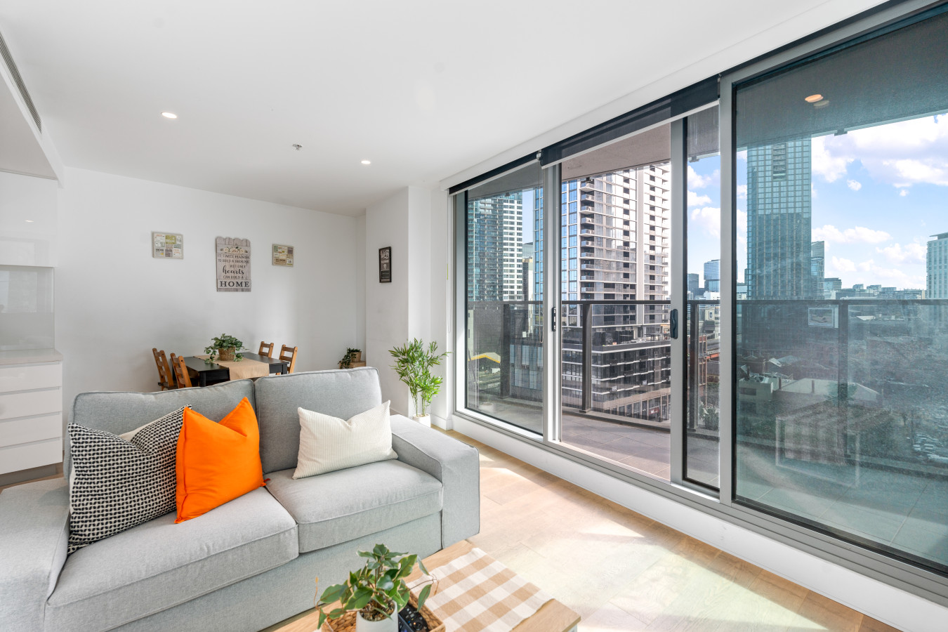 Southbank 1 Bedroom Apt Near NGV and southmarket