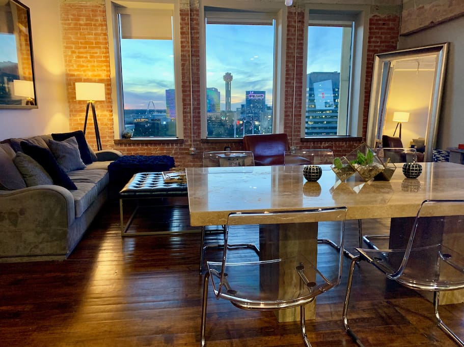 Luxury Downtown Loft + Stunning View I Pool,Gym,Th in District 2, Dallas