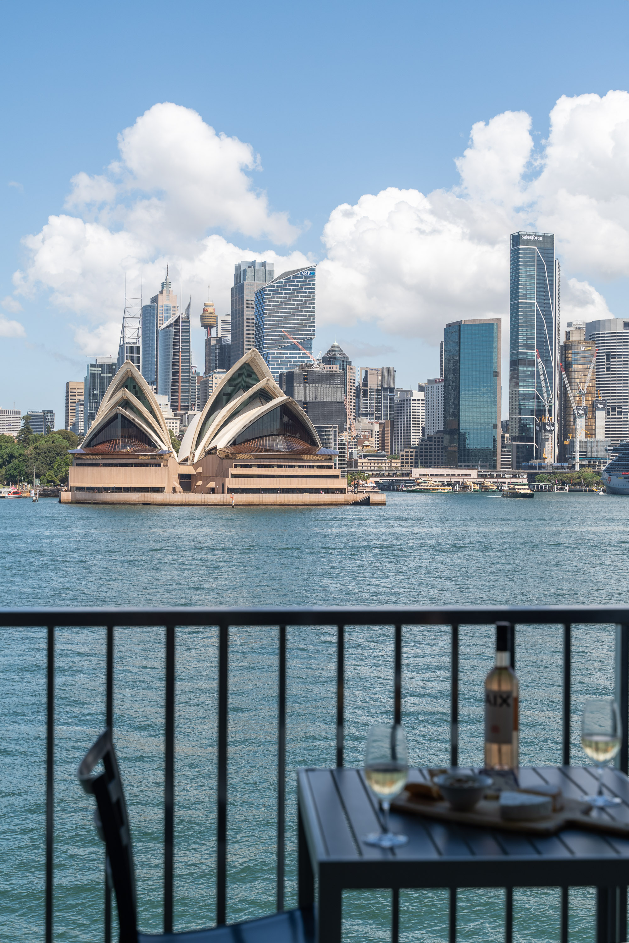 Luxe Opera and Harbour Bridge Views - Best in Syd