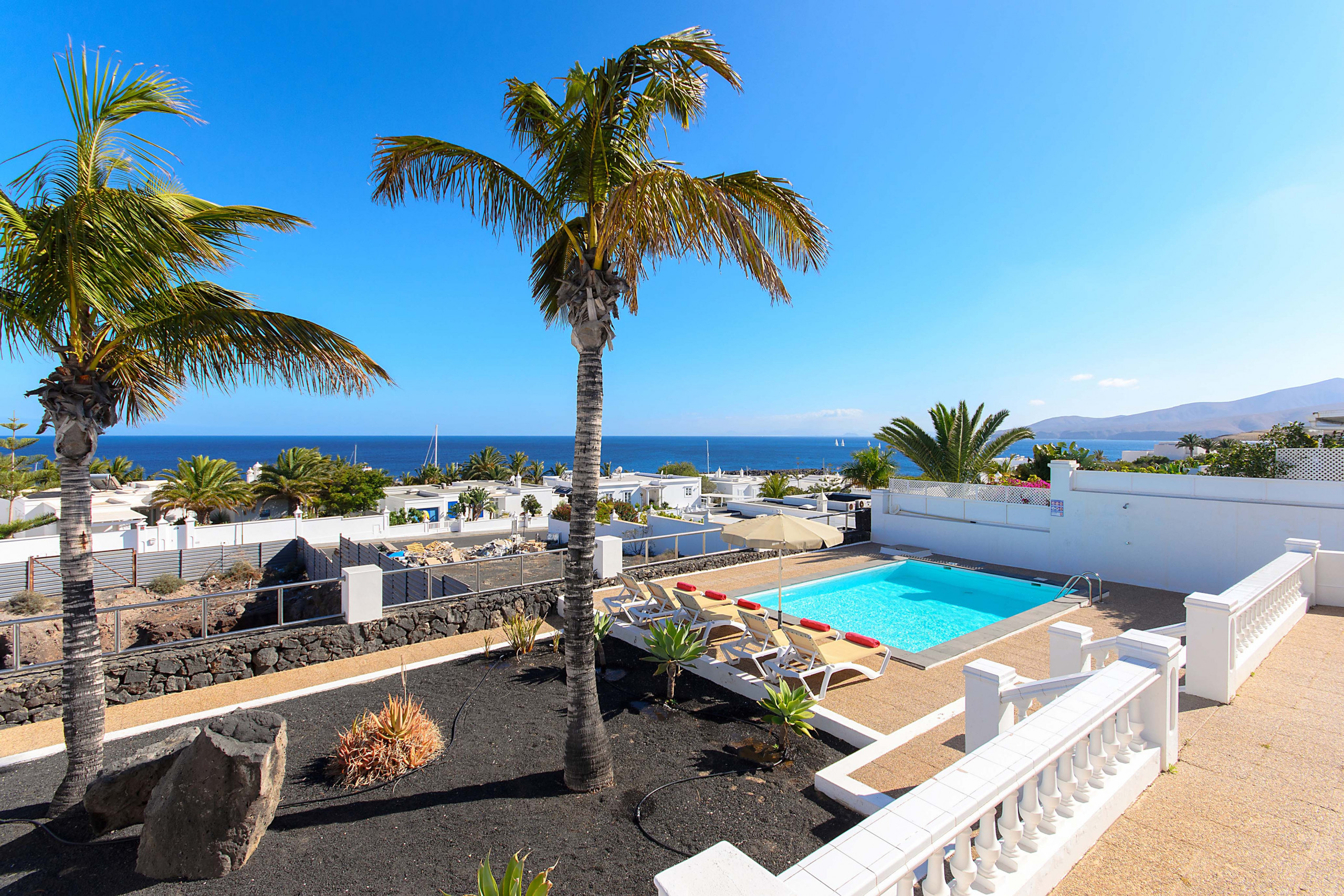 La Casa del Puerto, private pool and stunning sea