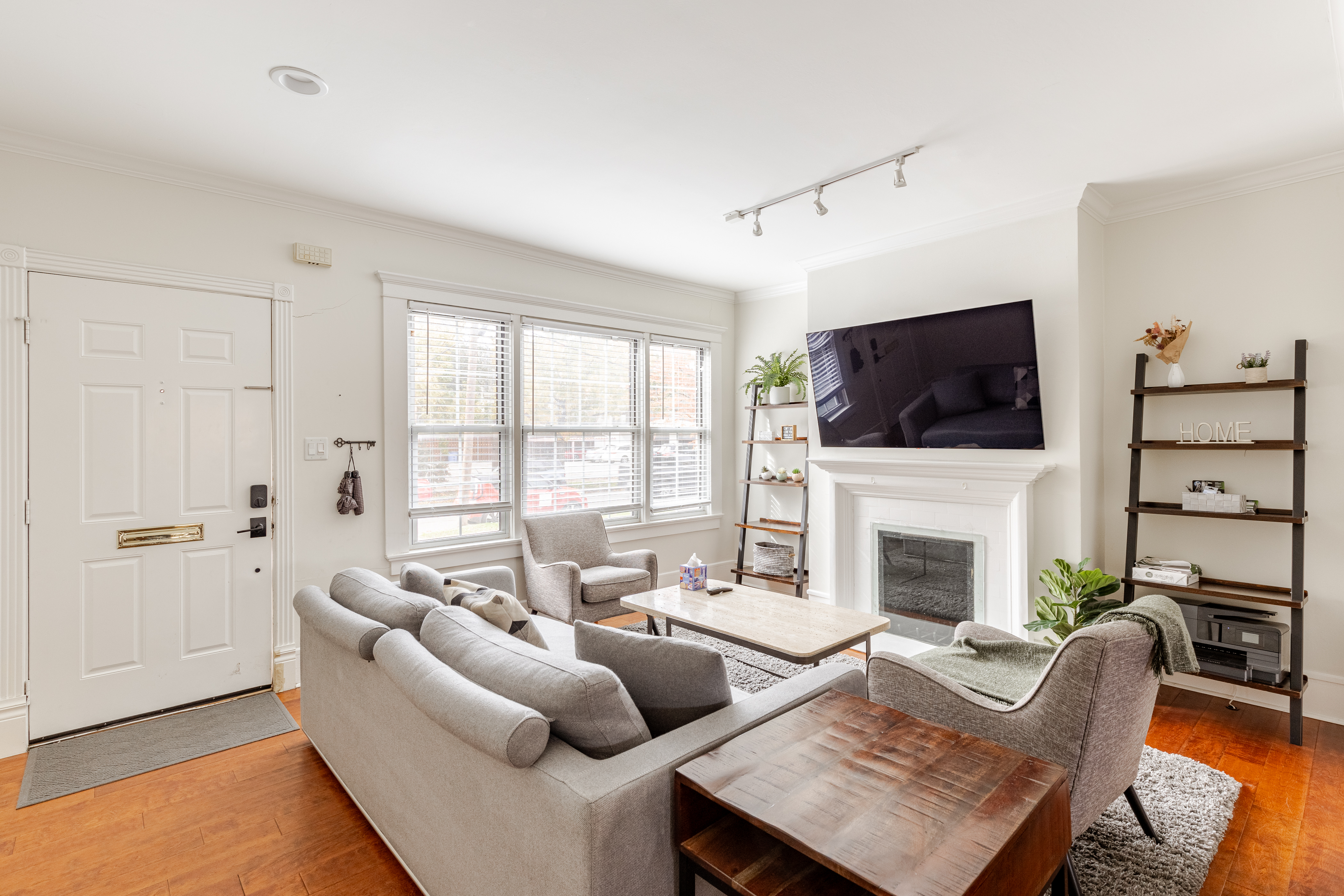 Oak Lawn House • Private Backyard • WFH Setups in District 14, Dallas