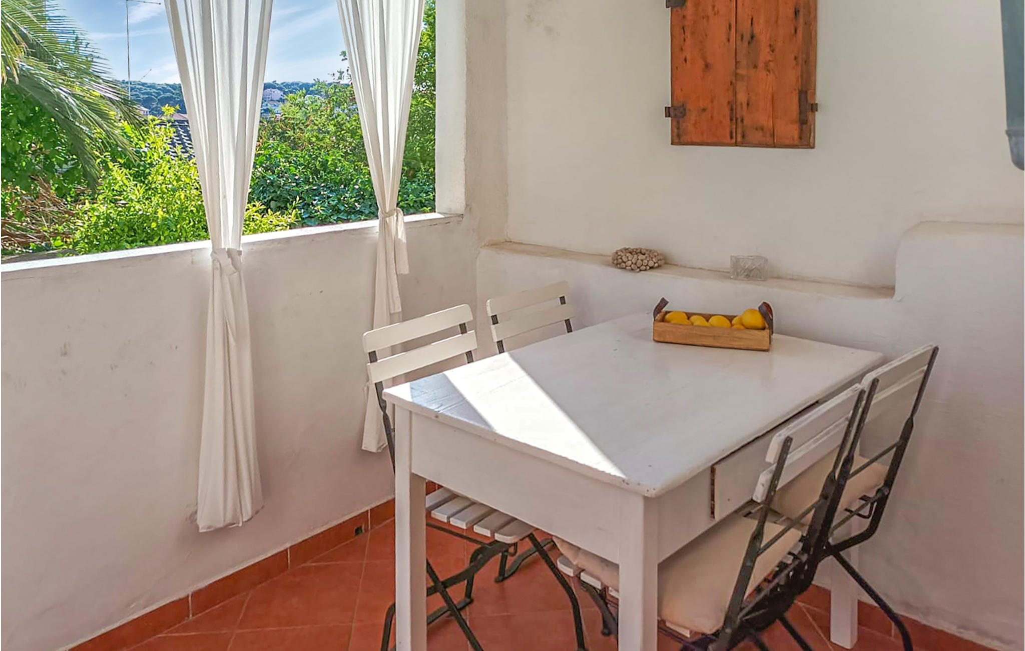 Cozy apartment in Mali Losinj with kitchen