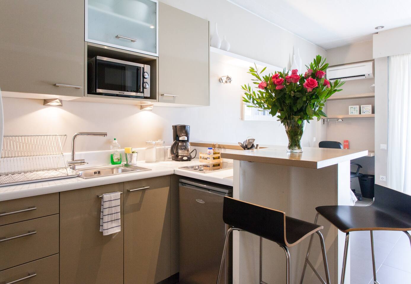 #AH31 Olive studio — real-estate in ΜΟΥΣΕΙΟ-ΕΞΑΡΧΕΙΑ-ΝΕΑΠΟΛΗ, Athens