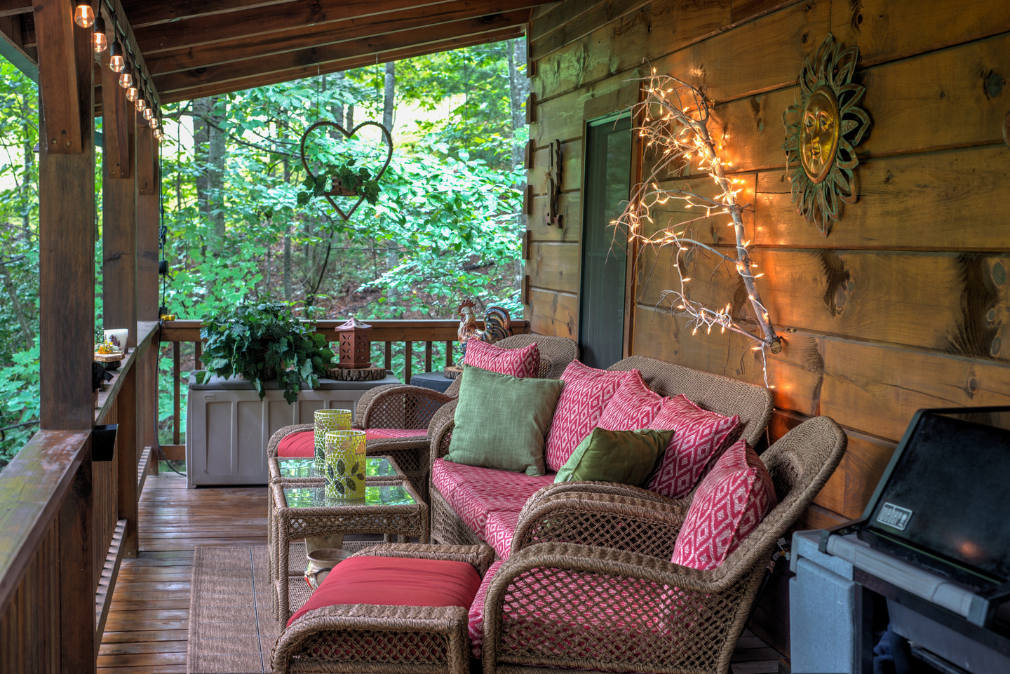 Living the Dream - Cozy Cabin Near Blue Ridge Pkwy