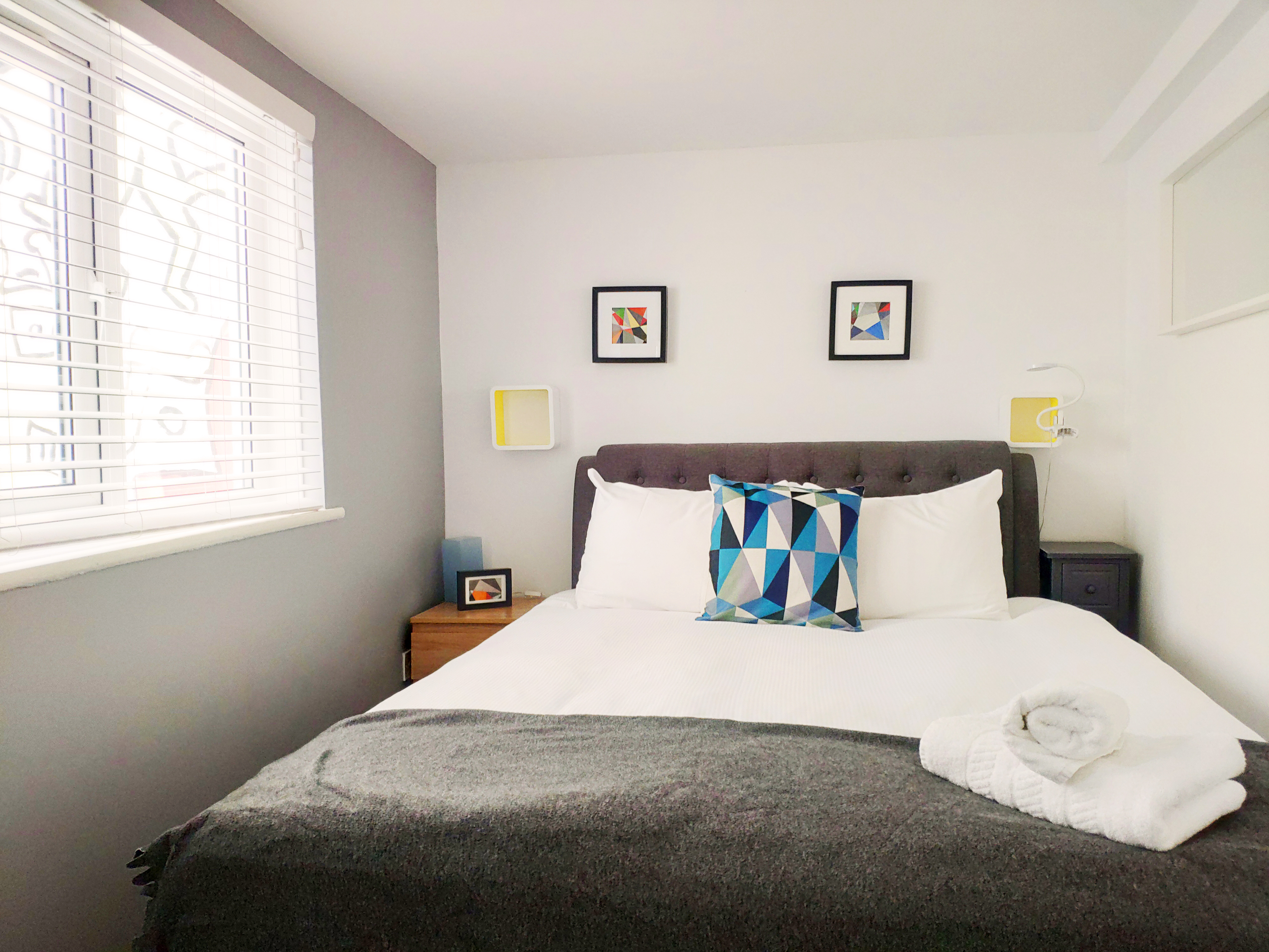 M01A- Trendy 2Bed Apartment By Portobello Market