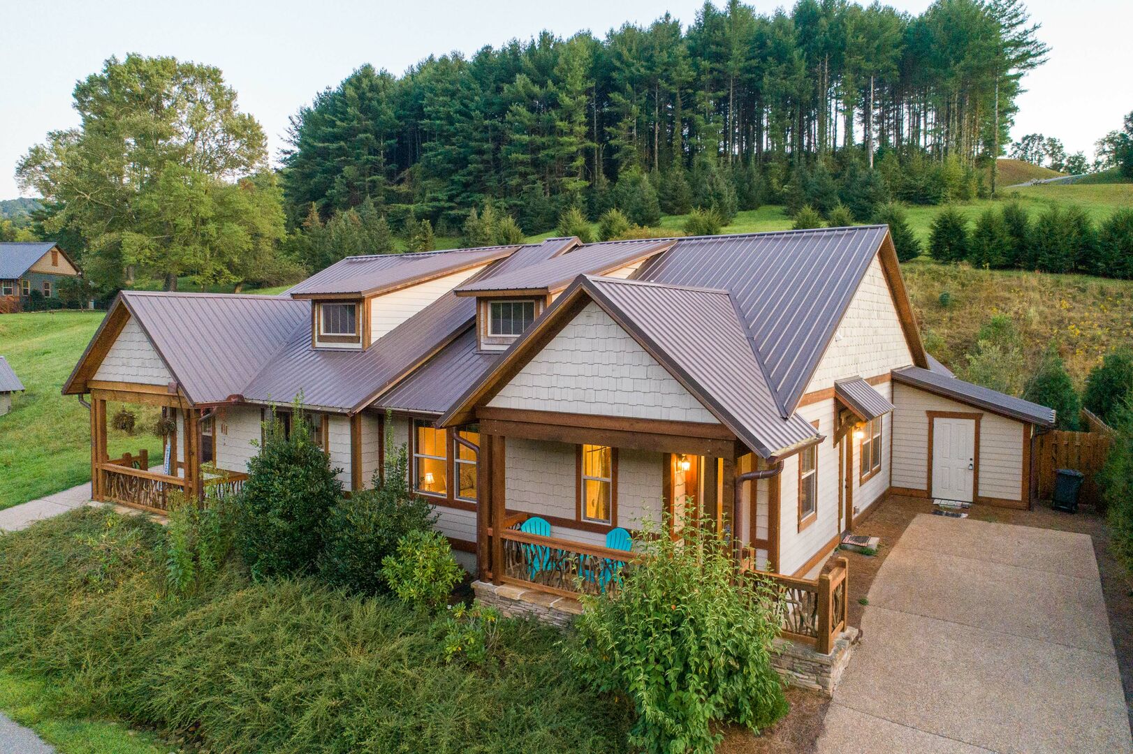 Berry Patch - Townhome w/Clubhouse & Pool