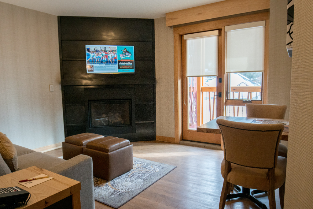 Central room in the Rockies | Rooftop Hot Pools
