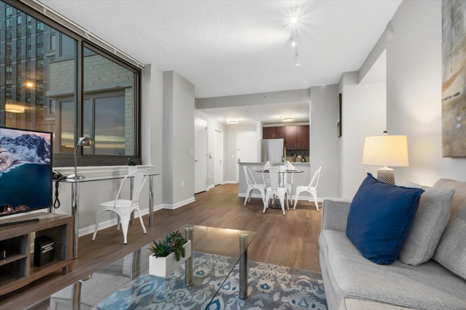 Exclusive 2BR |J.C. +Pool & Gym!Close to Hospitals in Ward E (councilmember James Solomon), Jersey City