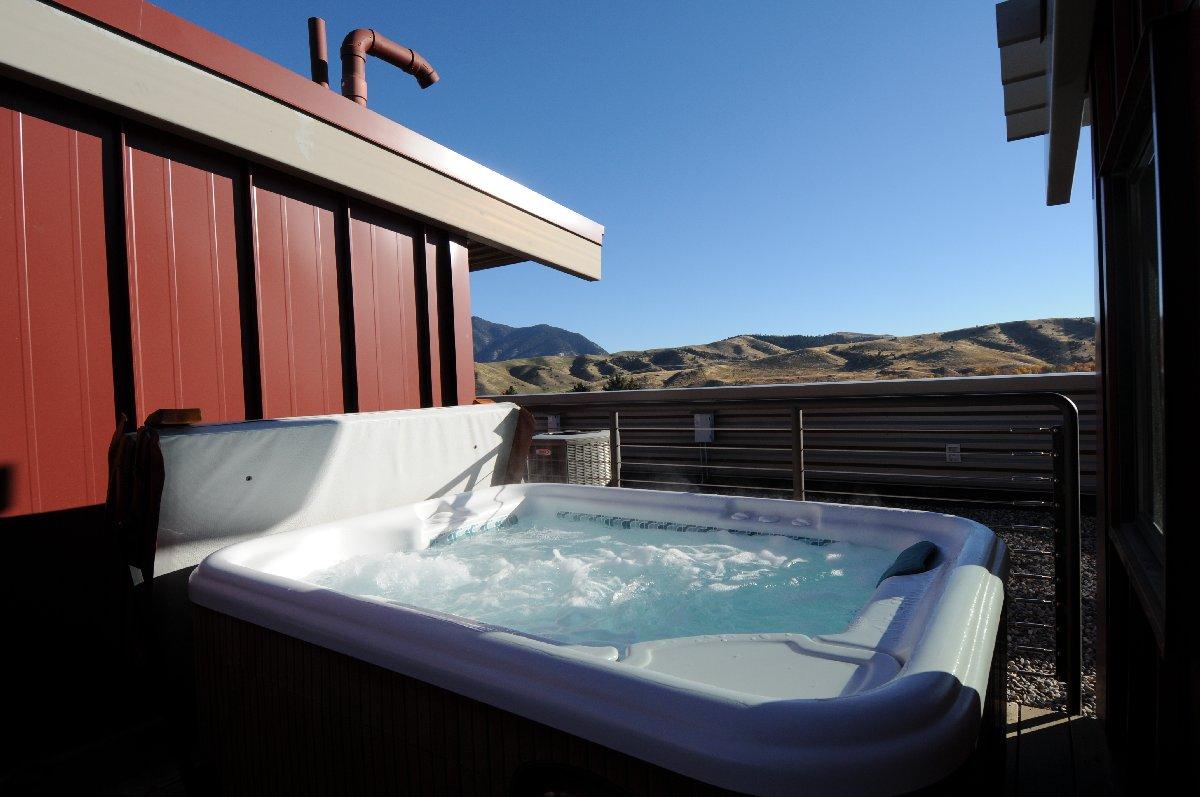 The Loft - Urban Bozeman Loft with Hot Tub In The in Bozeman, Bozeman