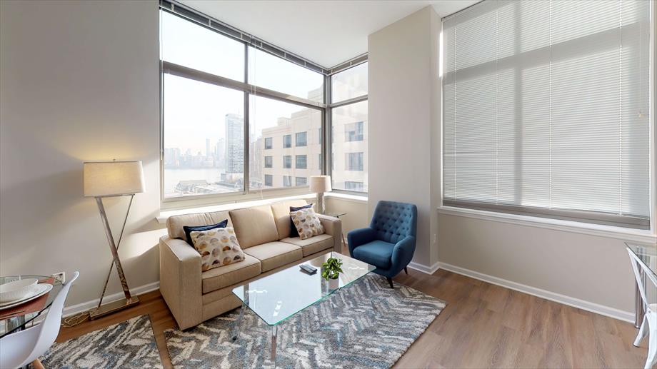 Modern 1 Bedroom Apartment in Jersey Citys Newport in Ward E (councilmember James Solomon), Jersey City
