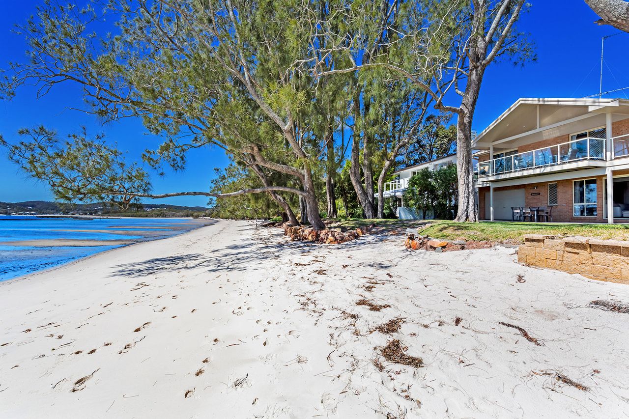 Sandranch, 123 Foreshore Drive