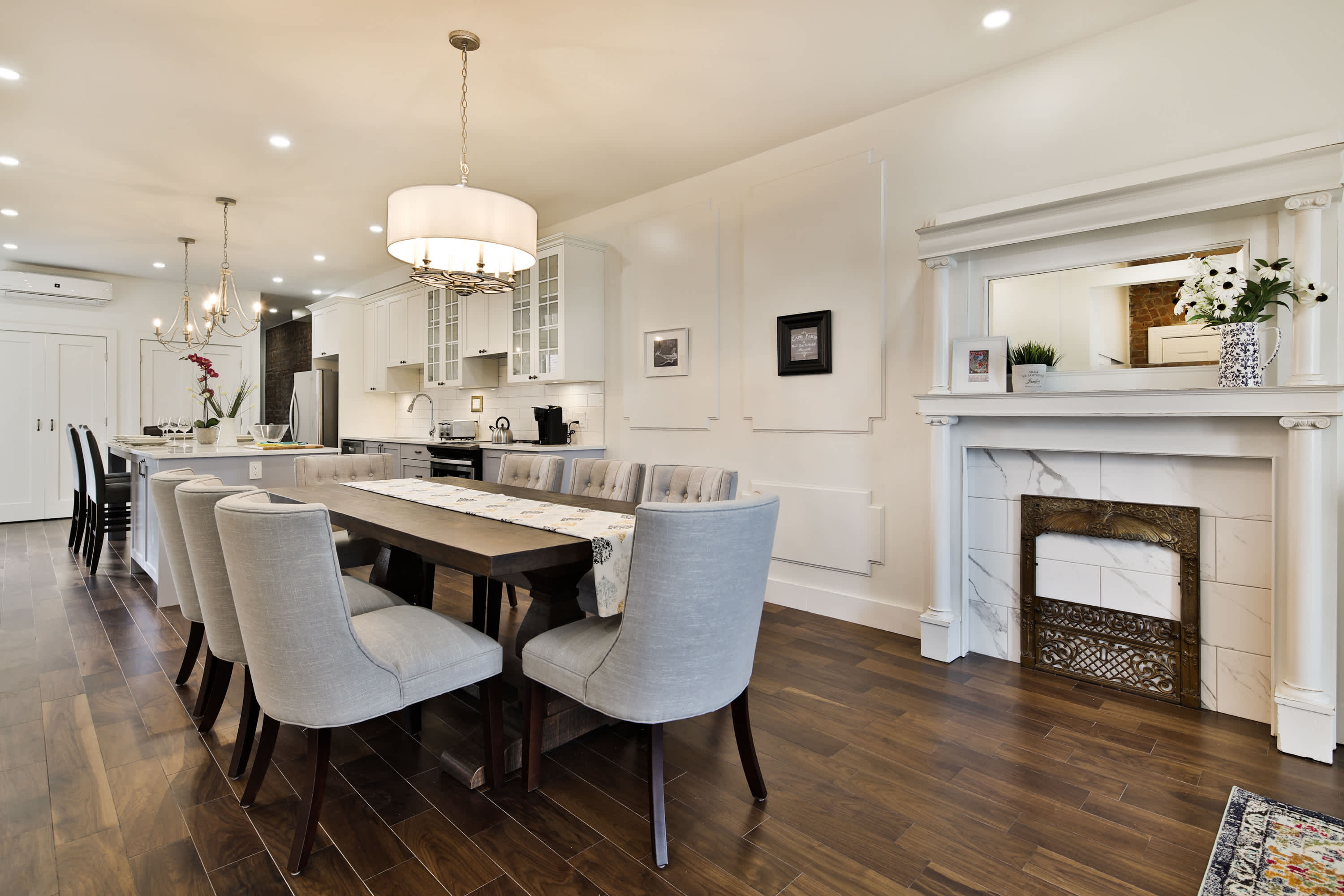 Modern French 3 Bedrms/2Bath MileEnd/Plateau