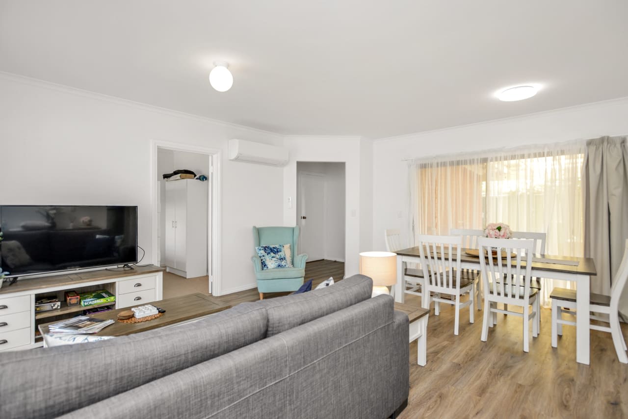 Kingsford Cottage - WIFI, Pet Friendly.