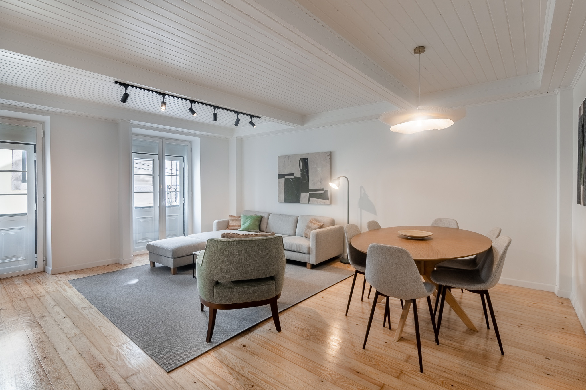Modern with a Private Patio on Bica Elevator St