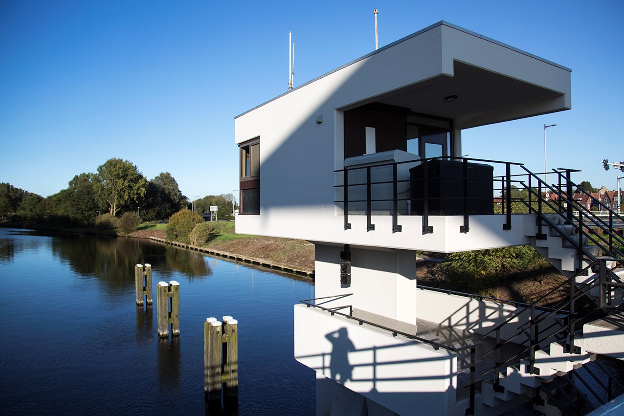 Sweets hotel - Meeuwenpleinbrug — Amsterdam stay