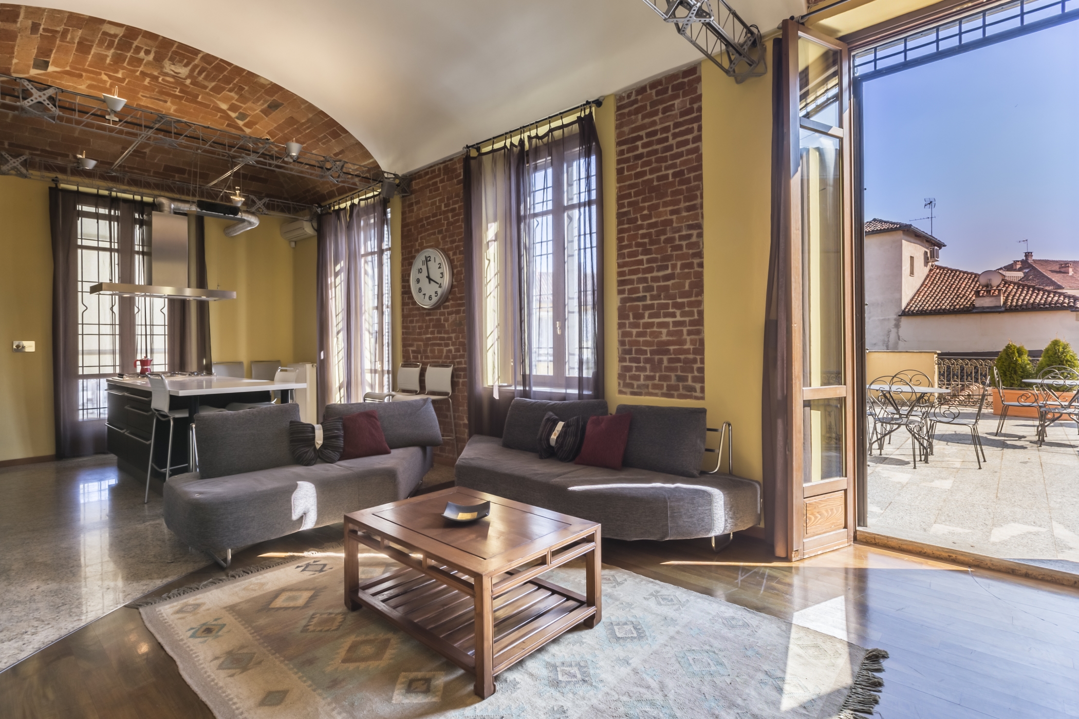 Roero Suite Apartment in the Historical Center
