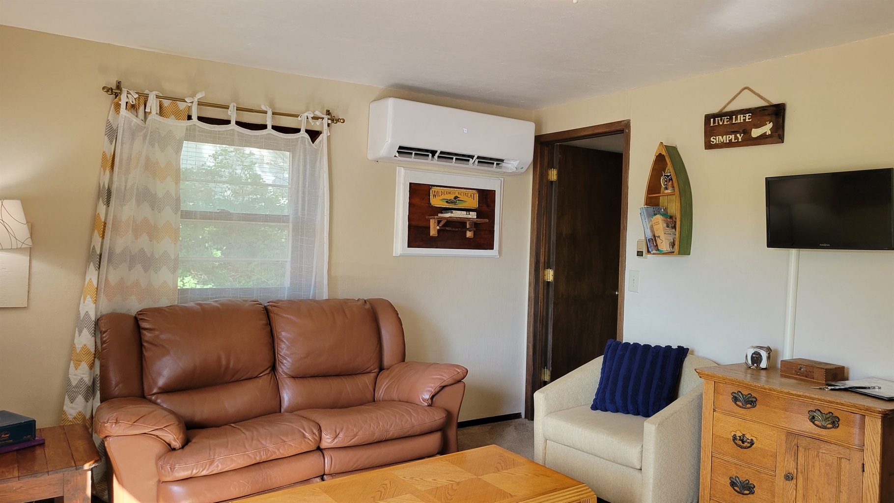 Simple Cabin*Lake View rustic cabin in rural WI Guesthouses for Rent