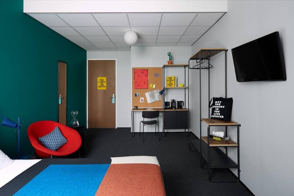 Super Suite · Spacious and stylish downtown suite — Rotterdam stay