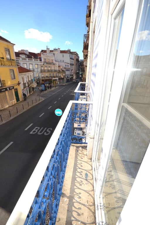 Apartment in Historic Building in Estrela, Lisbon