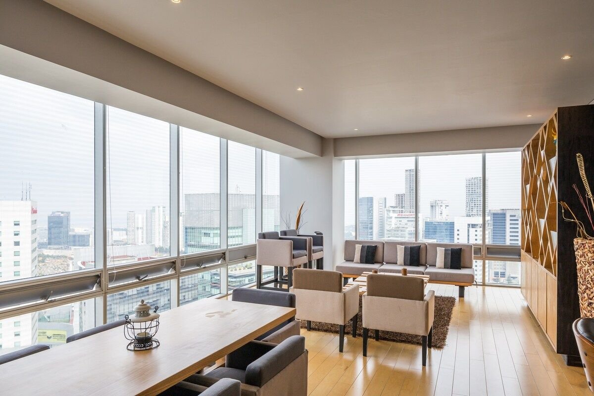 Santa Fe Luxury High-rise City View w 2 King Beds in Cuajimalpa de Morelos, Mexico City