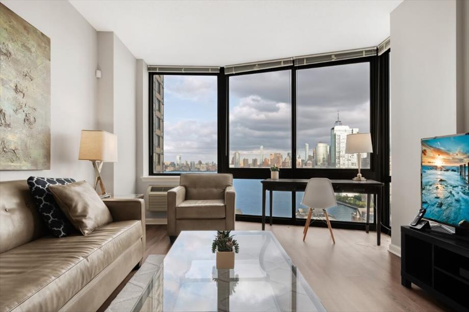 Modern & Clean | Work Remote | Jersey City by GLS in Ward E (councilmember James Solomon), Jersey City