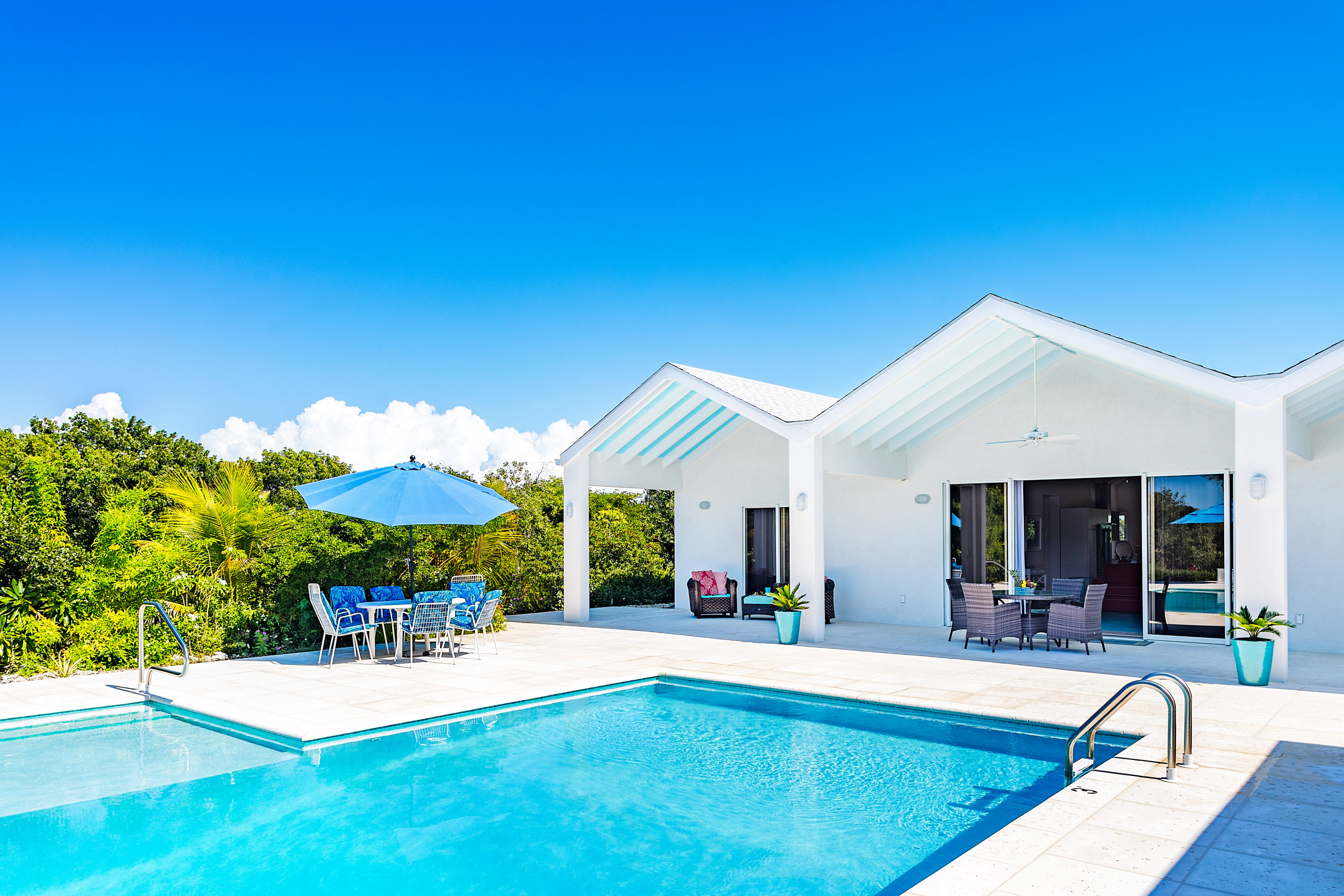 3 Bedroom Villa Close to Long Bay Beach - Hampshir