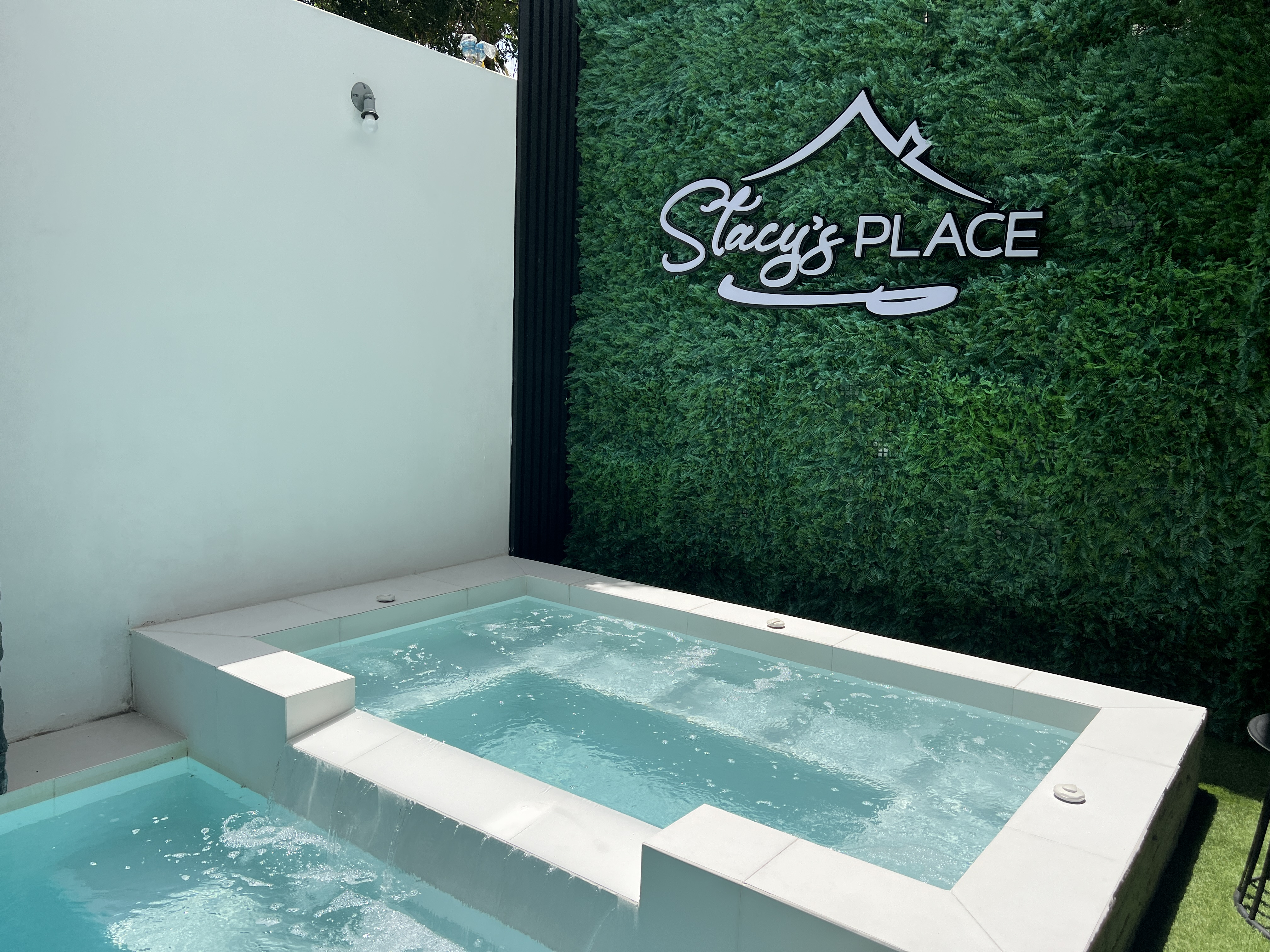 Stacys Place #1: 2 Bedroom Apartment