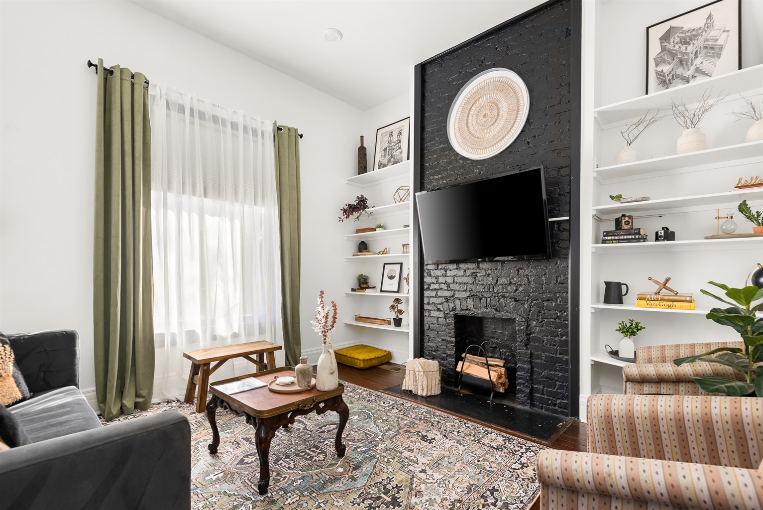 Historic Cottage | Walk to Five Points, King Bed in District 6, Nashville