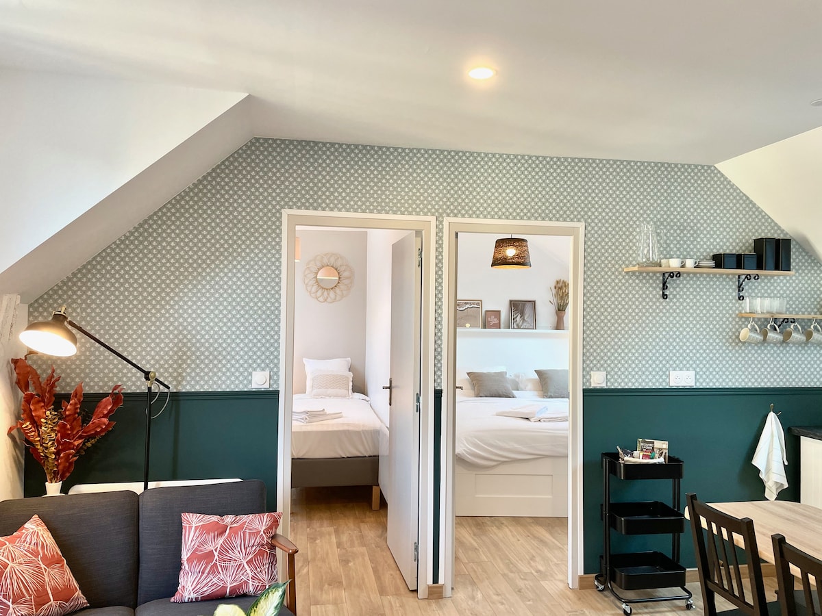 The Emerald • 2 Bedrooms • 5km from St Malo Beaches
