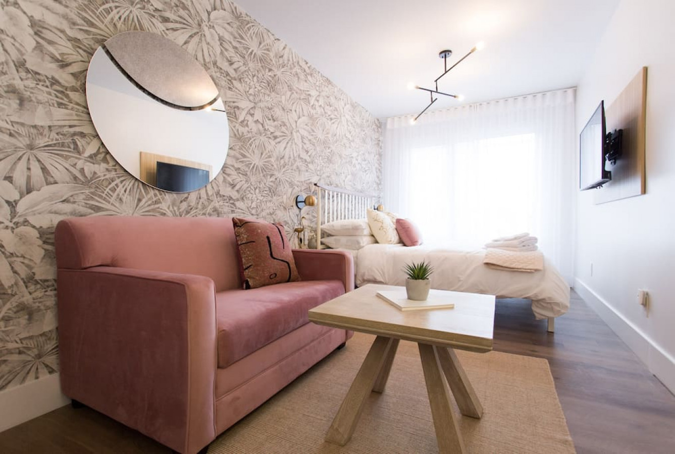 Perfect Business Trip Studio by Denstays