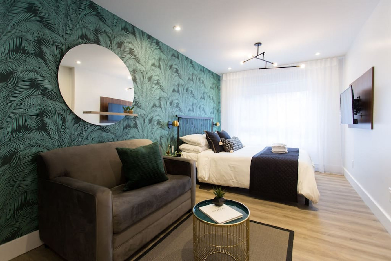 Studio Palms Near Jean Talon Market by Den Stays