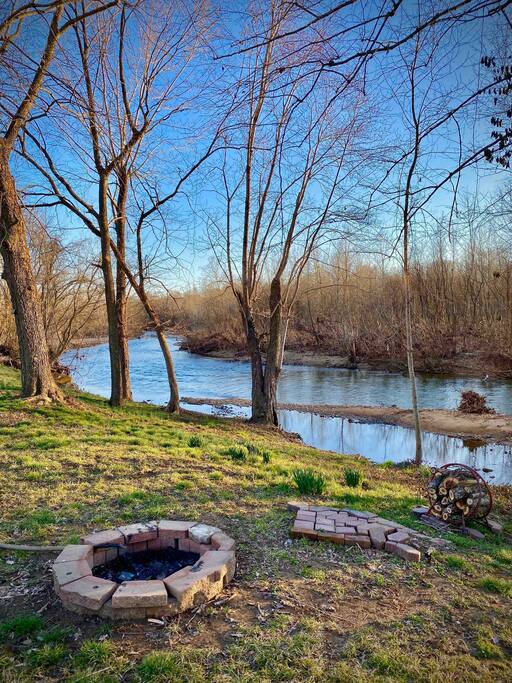 Hot Tub! The Nutty Squirrel RIVER House Houses for Rent in Marquand