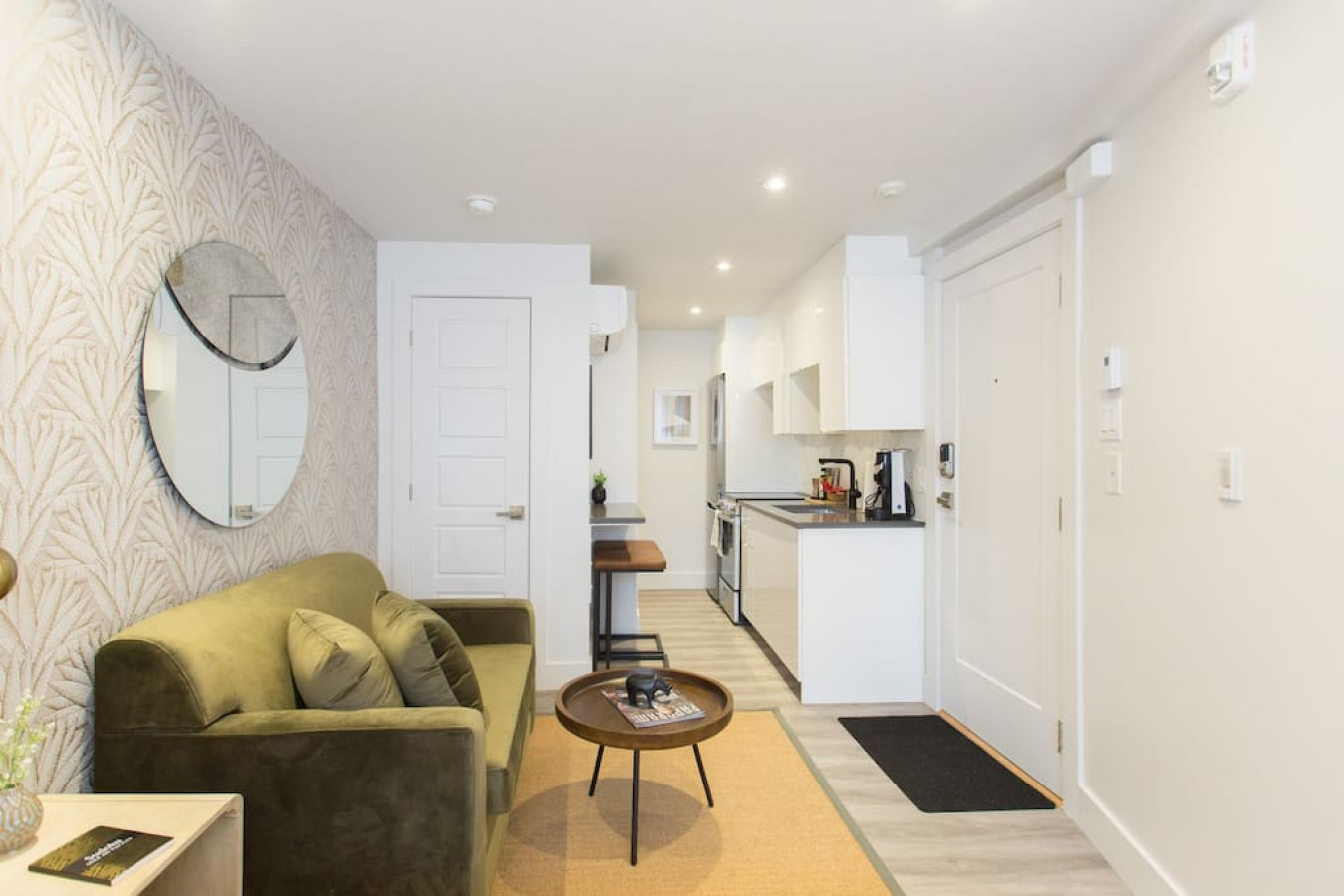 Serene Little Italy Mini Studio by Denstays