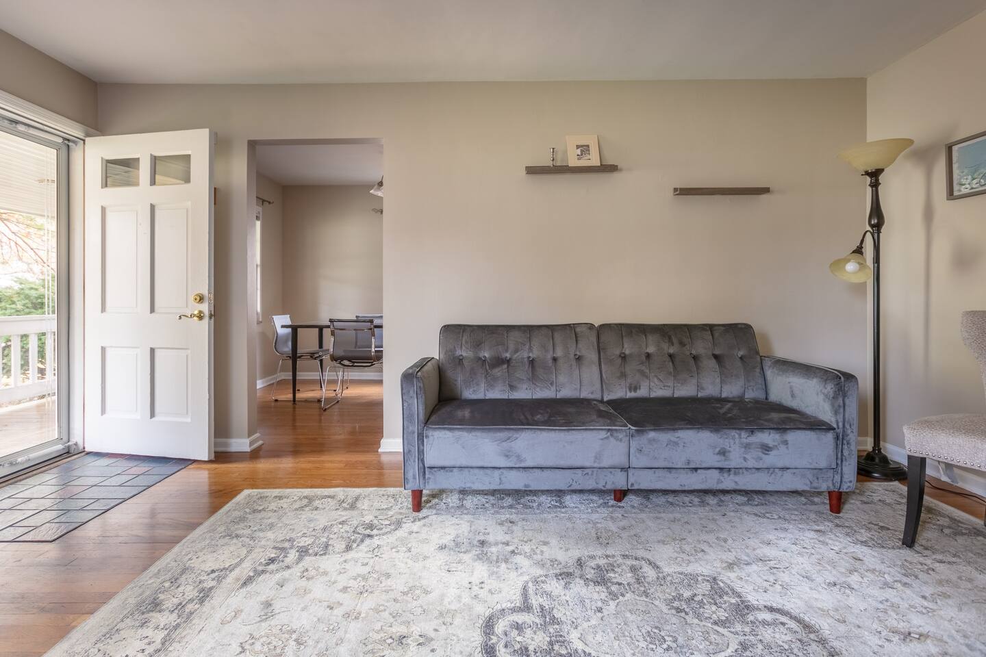 Sweet Home in QUIET area near Airport, CU & DWTN in Eastmoor/Walnut Ridge, Columbus