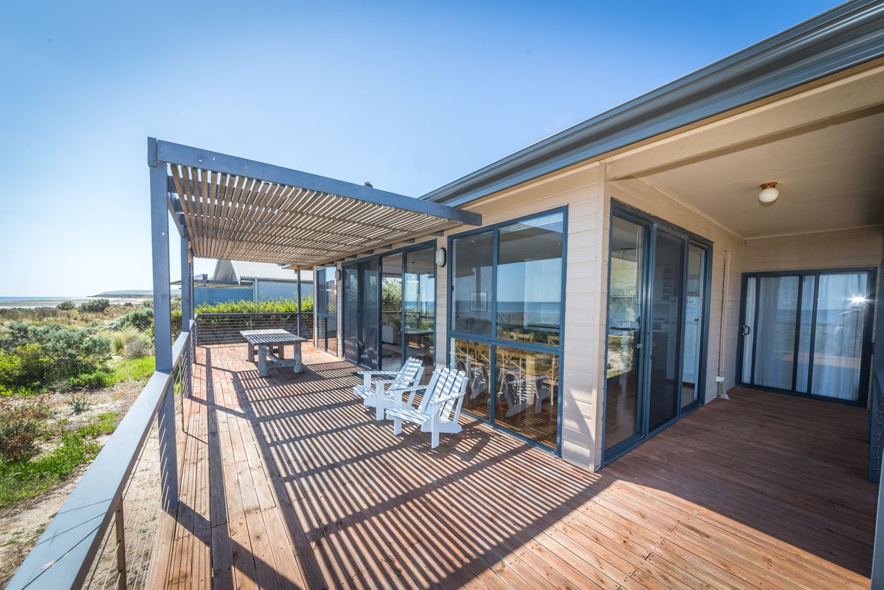 20 Lady Bay Road