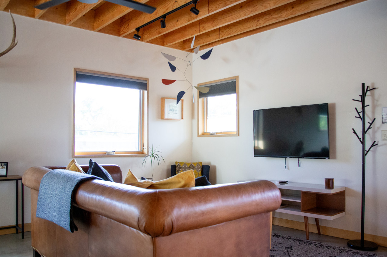 ADU | Stylish Guesthouse | Walk to Downtown! in Bozeman, Bozeman