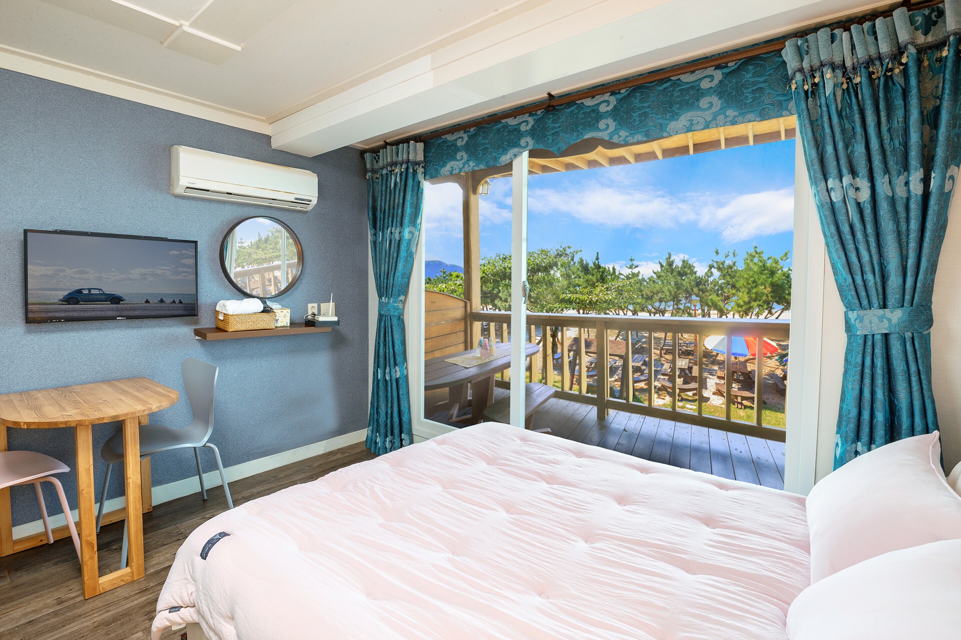 Travel area where you can feel the breath of the sea [Room 201] Cupid