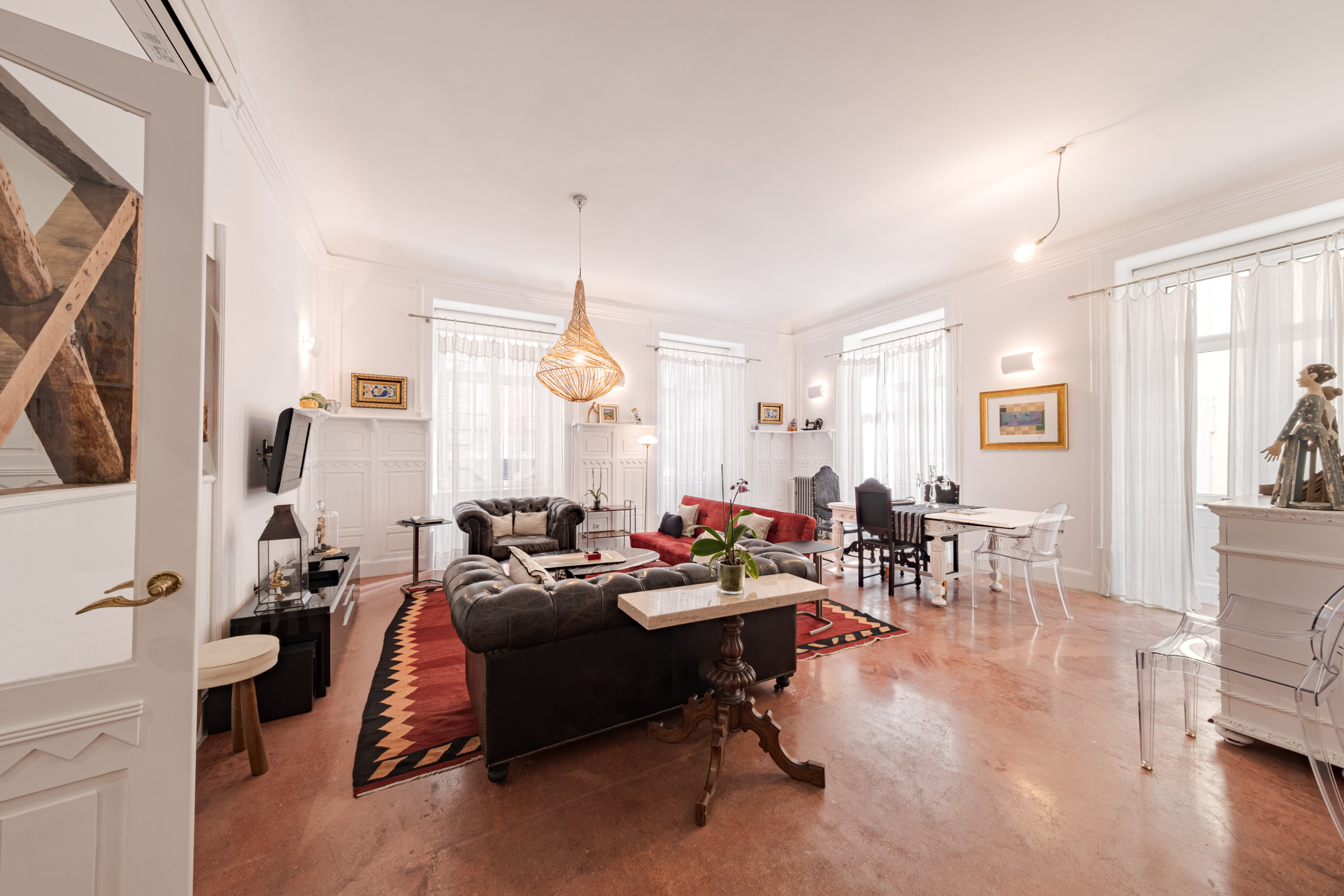 Central 2br/2ba Elegant Bright Apartment in Baixa in Santa Maria Maior, Lisbon