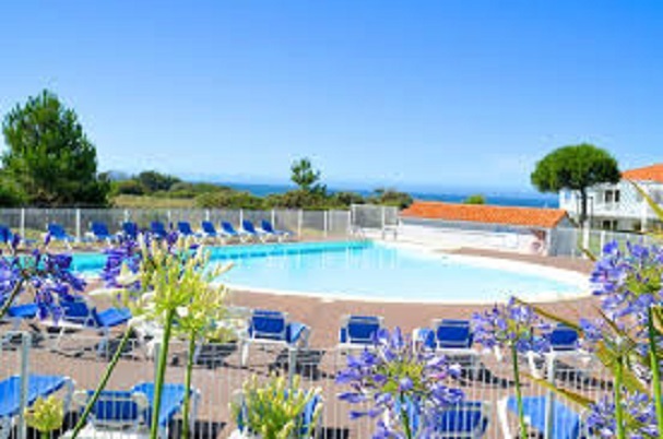 South facing flat with swimming pool