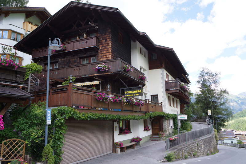 Sankt Anton am Arlberg home with a view