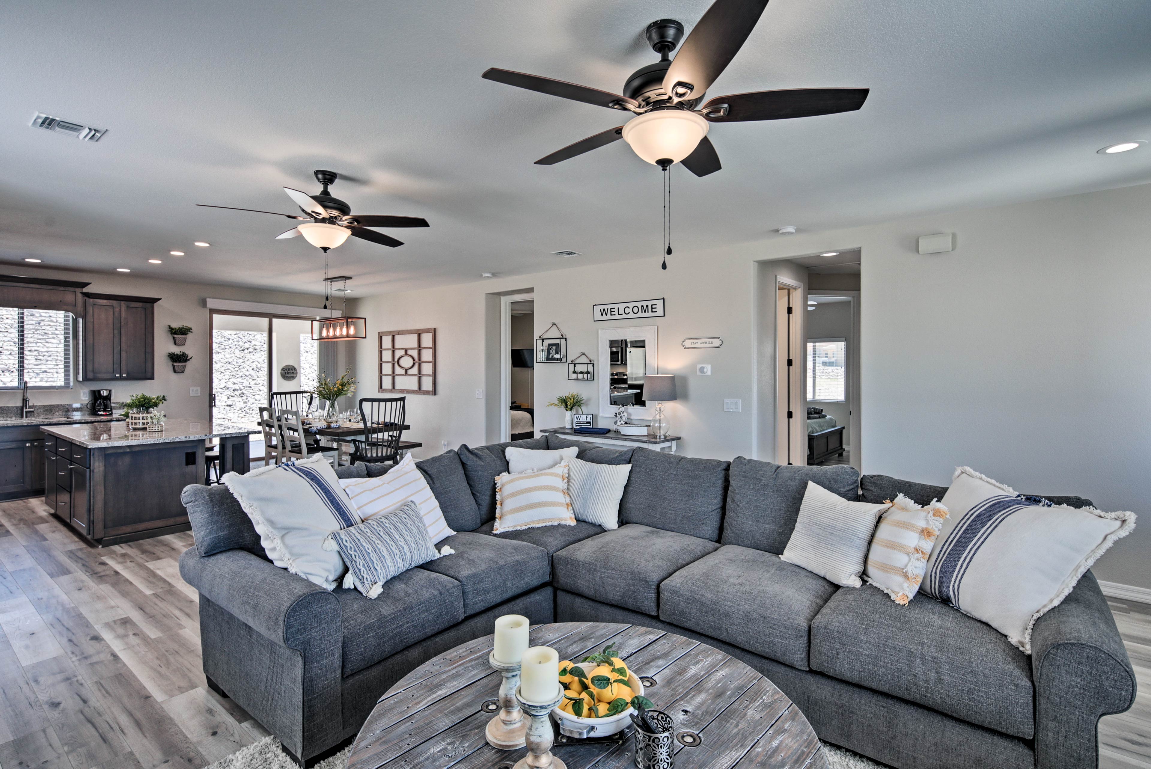 Luxe Home w/ OHV Access, 5 Mi to Lake Mohave!