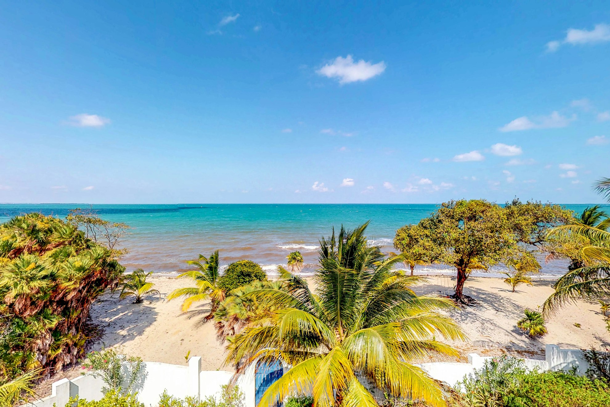 2BR Oceanfront Placencia Peninsula | Balcony