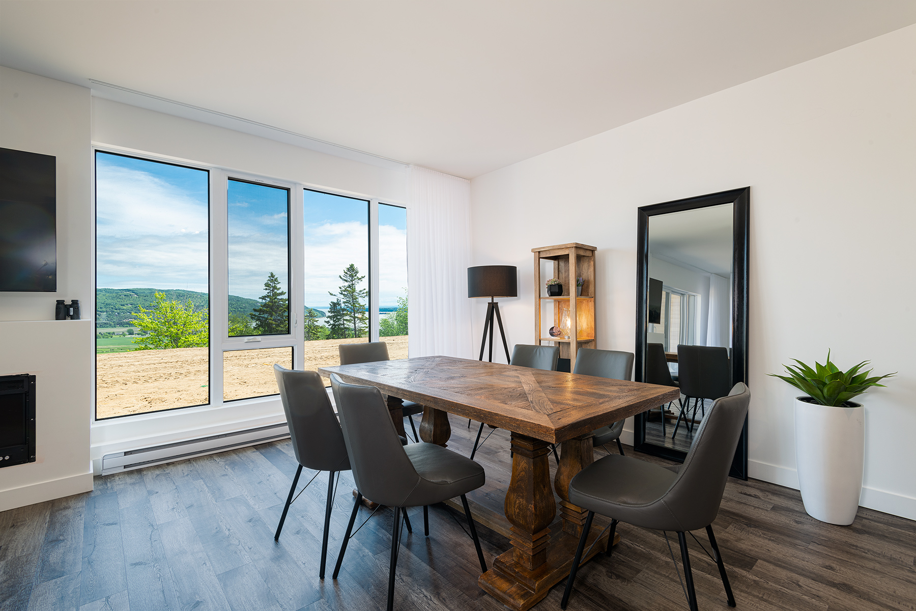 Pignoronde 108 | POOL | River VIEW |