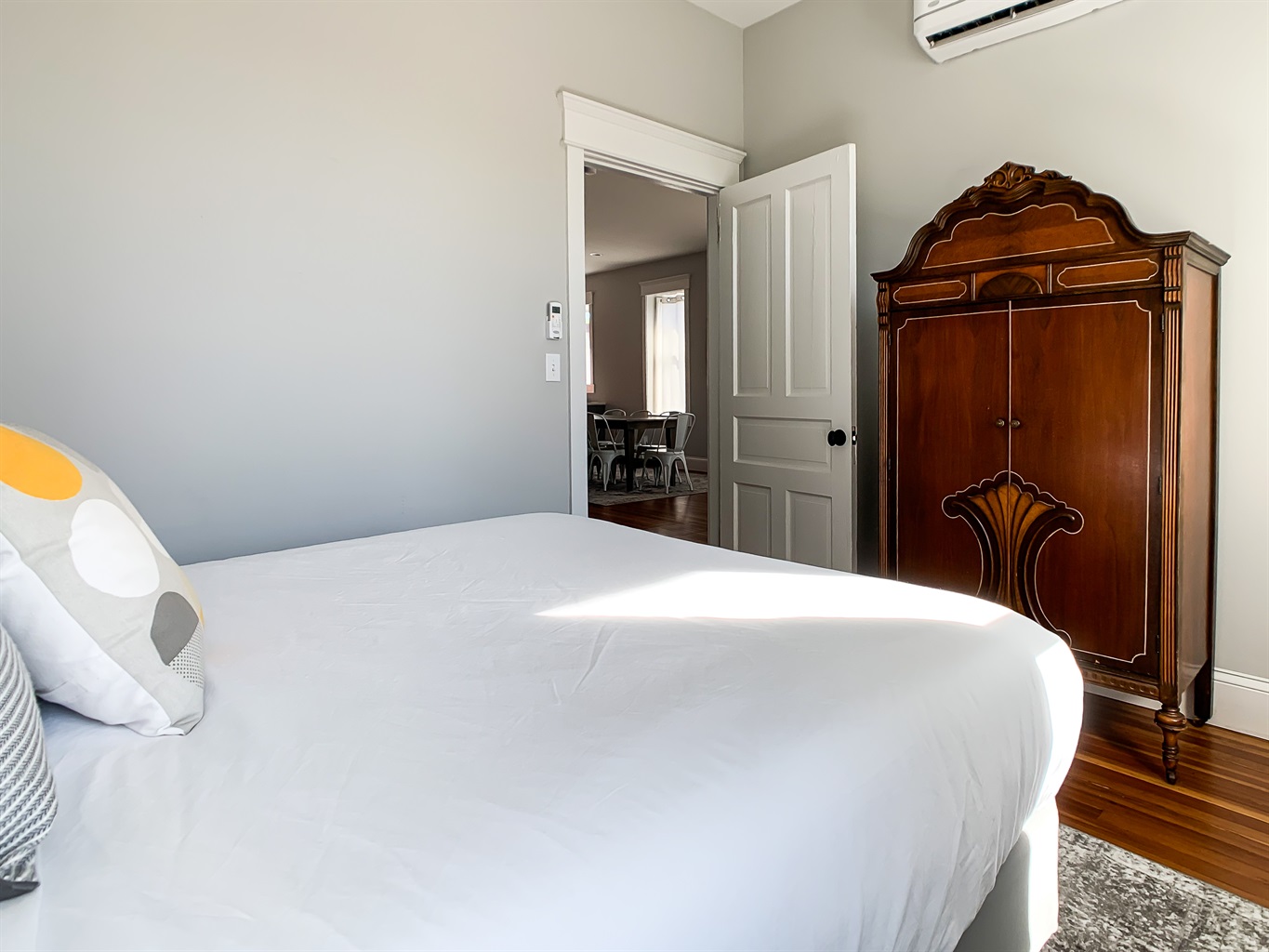 Tibbe Flat At The Cedar Haus Downtown Washmo Dog Friendly Wineries Djar Għall Kiri ġewwa Washington Missouri L Istati Uniti