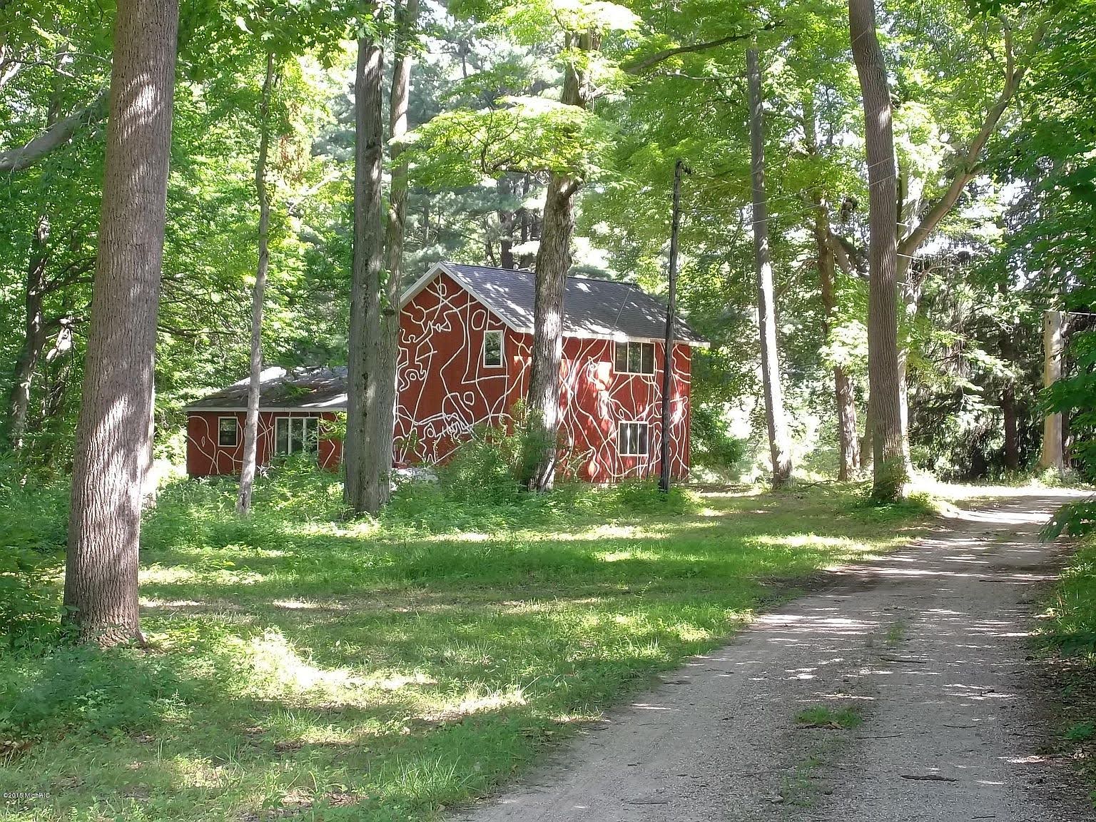150 Acres of Nature w/ River, Squiggle House