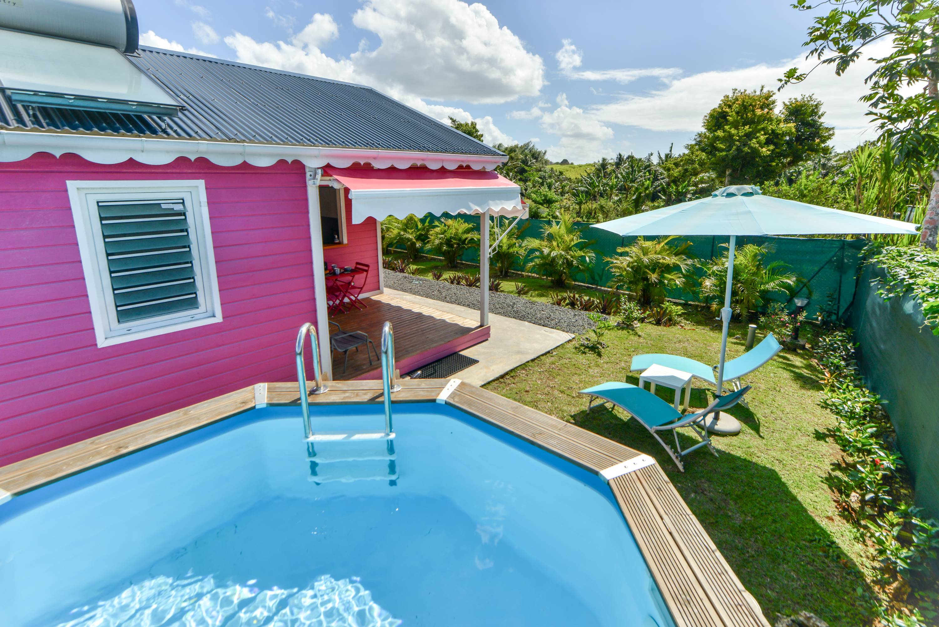 Comfort Bungalow, Individual pool and private gard
