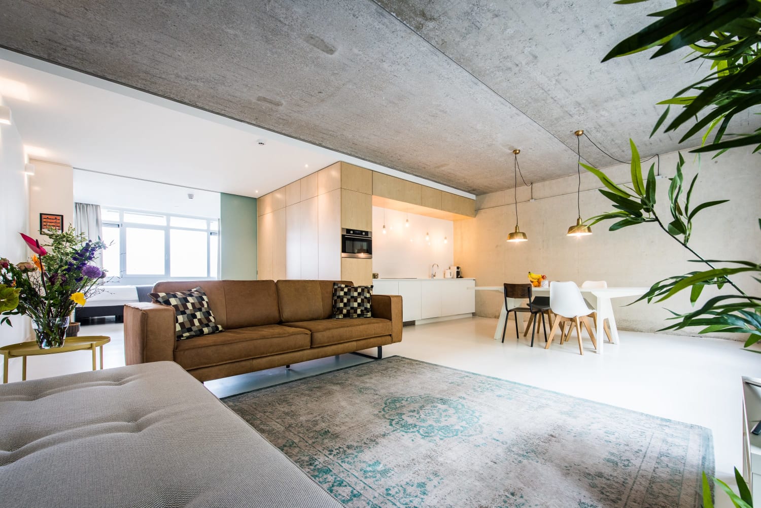 Large One-bedroom Apartment Comfort — Amsterdam stay